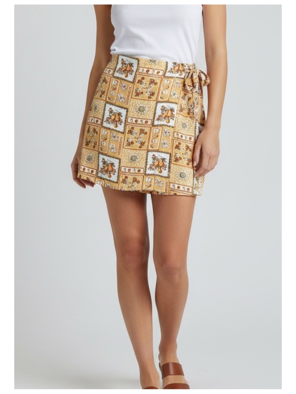 Motel Rocks Stamp Mini Wrap Skirt M Orange